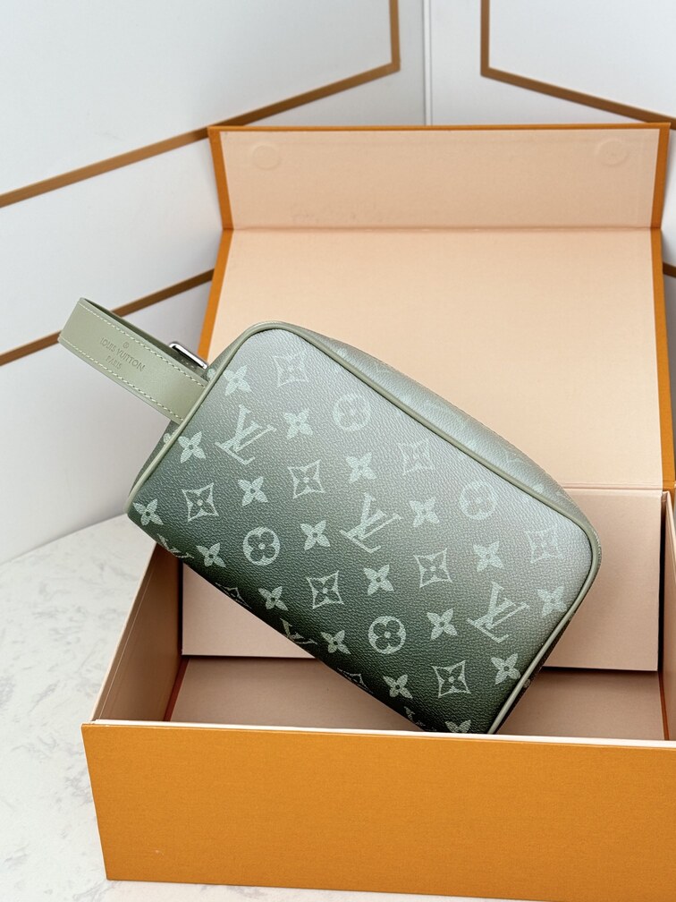 Louis Vuitton Locker Dopp Kit M11559 Green